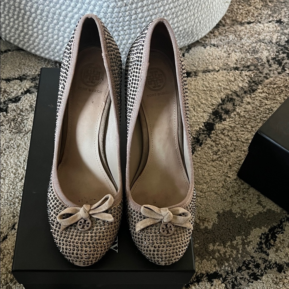 Tory Burch  Bow heels